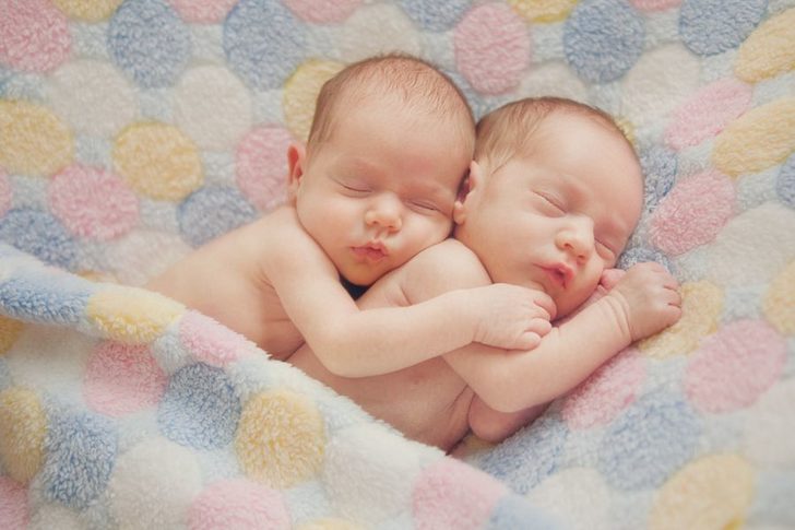 Rüyada ikiz Bebeğe Hamile Olmak