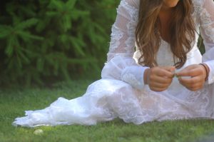 Rüyada Beyaz Elbise Giyen Kadın Görmek - Rüyalar Dünyası