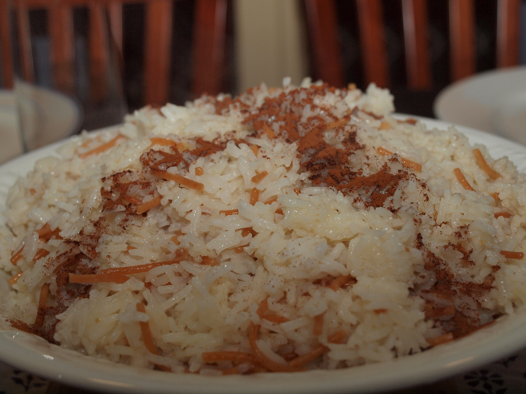 Rüyada Pirinç Pilavı Yediğini Görmek - Rüyalar Dünyası